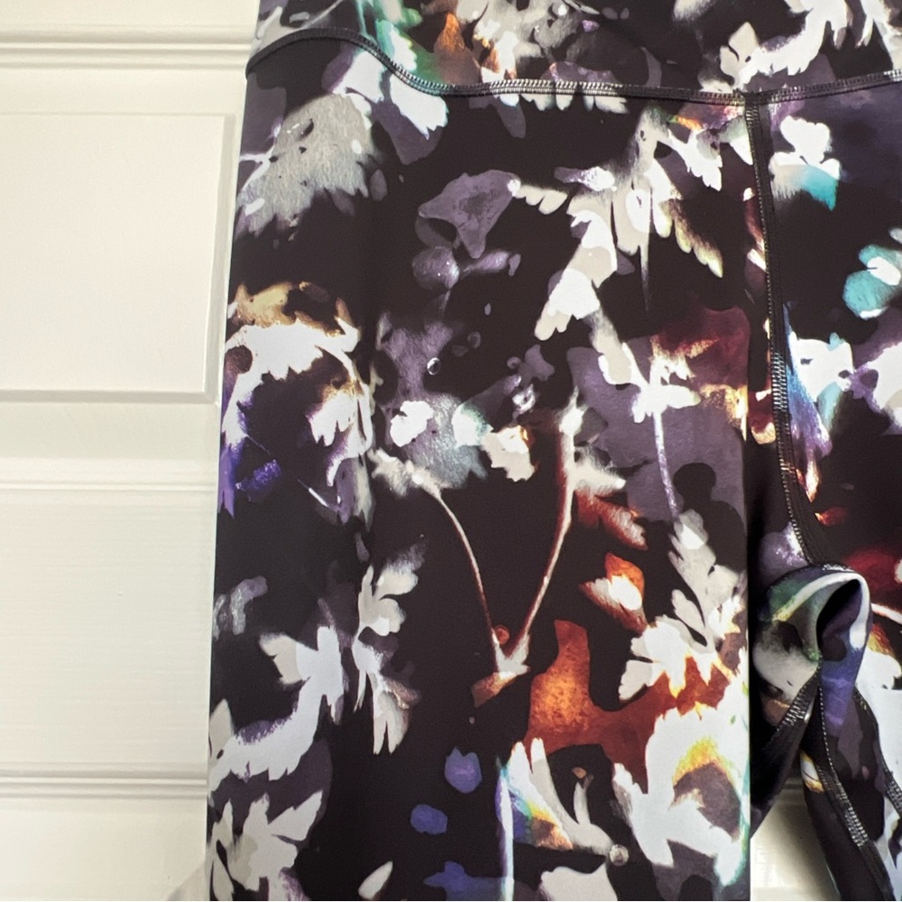 Women’s Nike Floral Leggings Athletic Stretch size xL - Picture 5 of 7